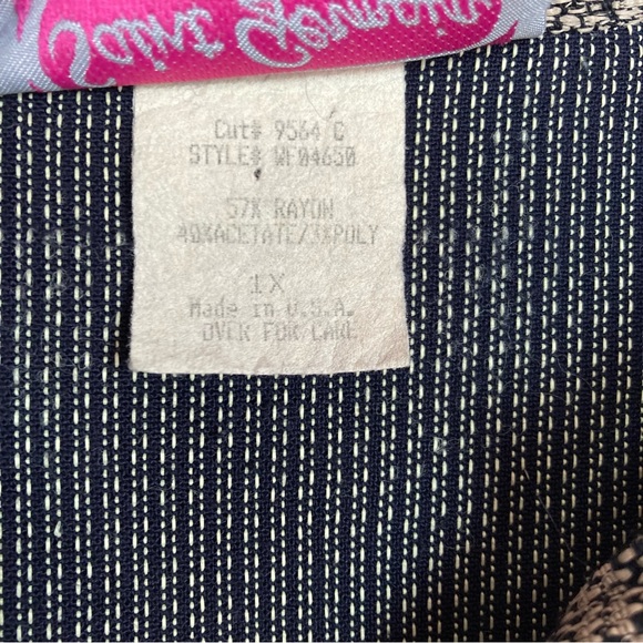 Vintage Saint Germain Woman 1X Button Shirt Mixed Media USA Unique Buttons Flaws - Picture 5 of 14